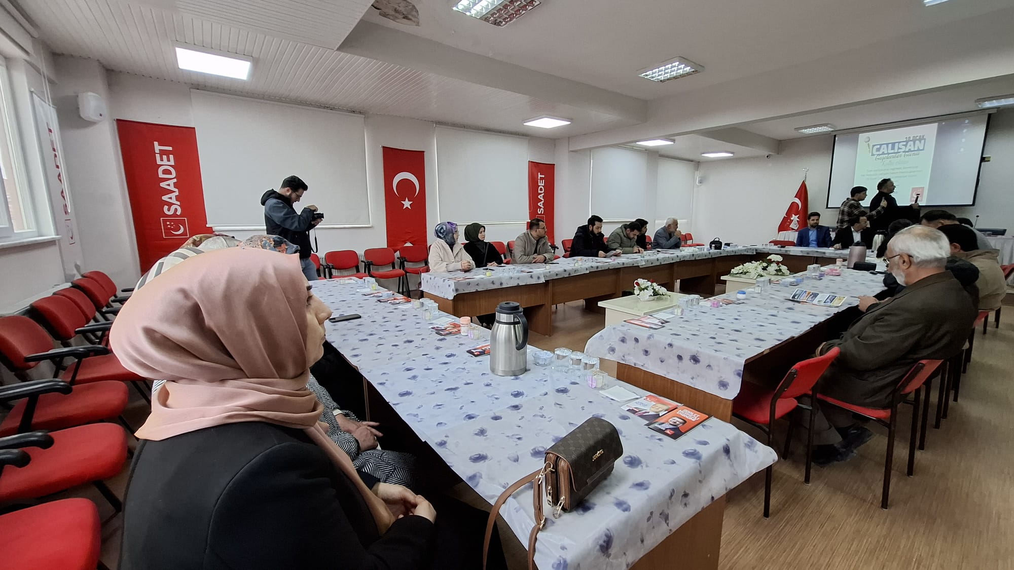 Saadet Partisi Karaman Il Baskani Rasit Aktas Basinla Bulustu (2)-1