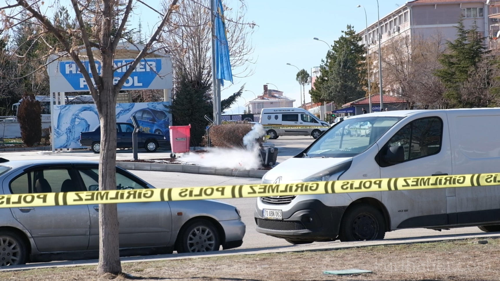 Supheli Valiz Boyle Patlatildi Bakin Ne Cikti12