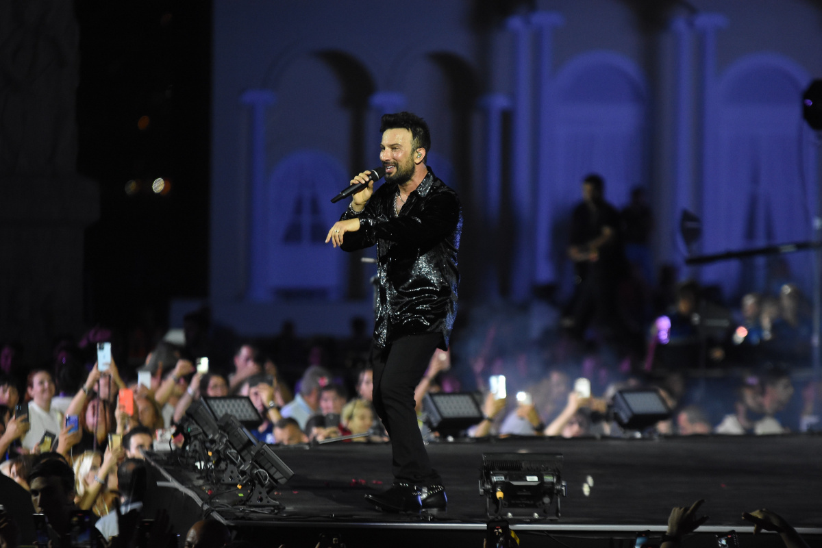 Tarkan Konserine Rekor Yogunluk Bilet Sirasi Gundem Oldu (1)