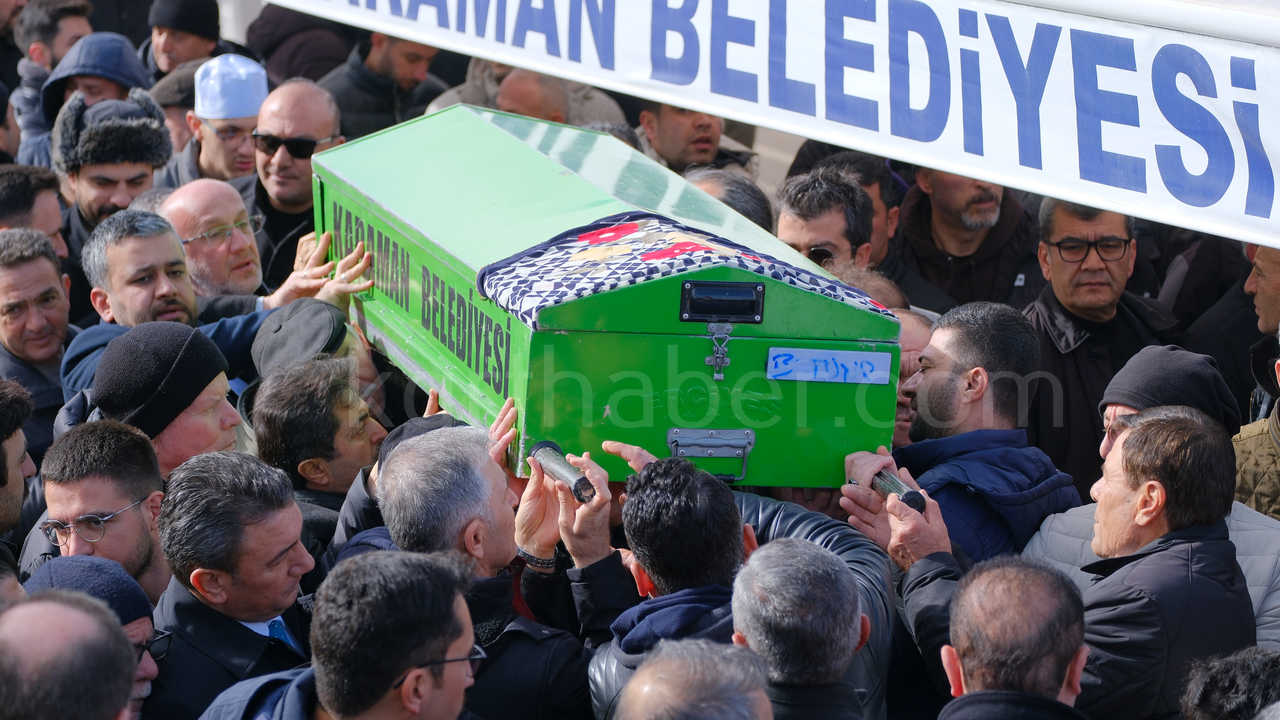 Vekil Saglamin Amcasi Dualarla Topraga Verildi19