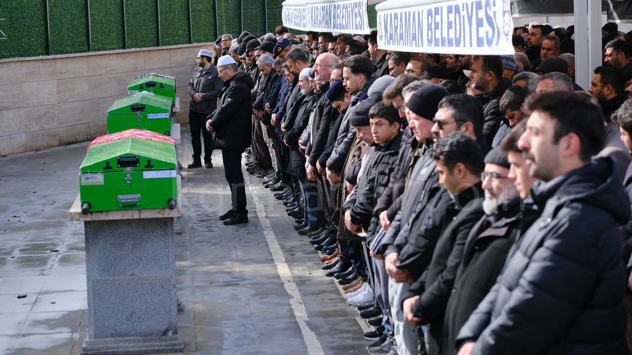 Vekil Saglamin Amcasi Dualarla Topraga Verildi23