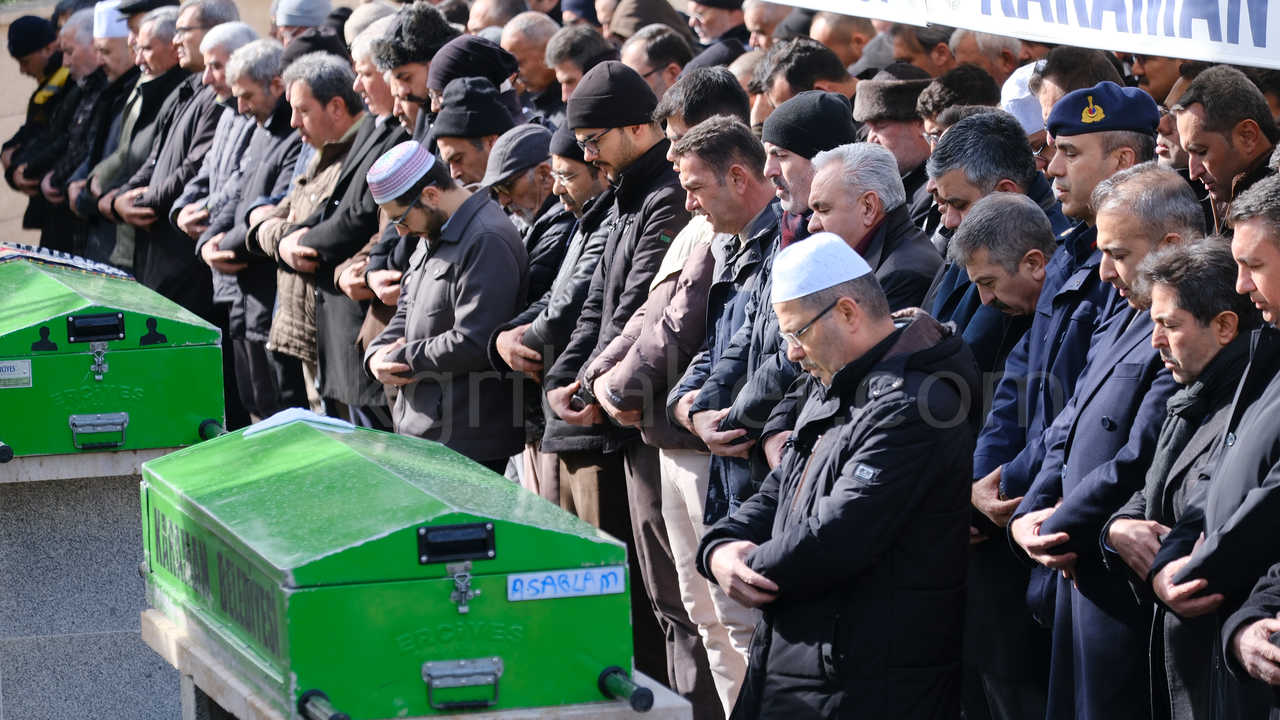 Vekil Saglamin Amcasi Dualarla Topraga Verildi3