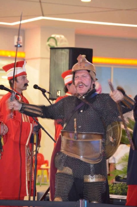 Yesilcamdan Simit Tezgahina Bulent Katioglunun Hayat Mucadelesi (1)