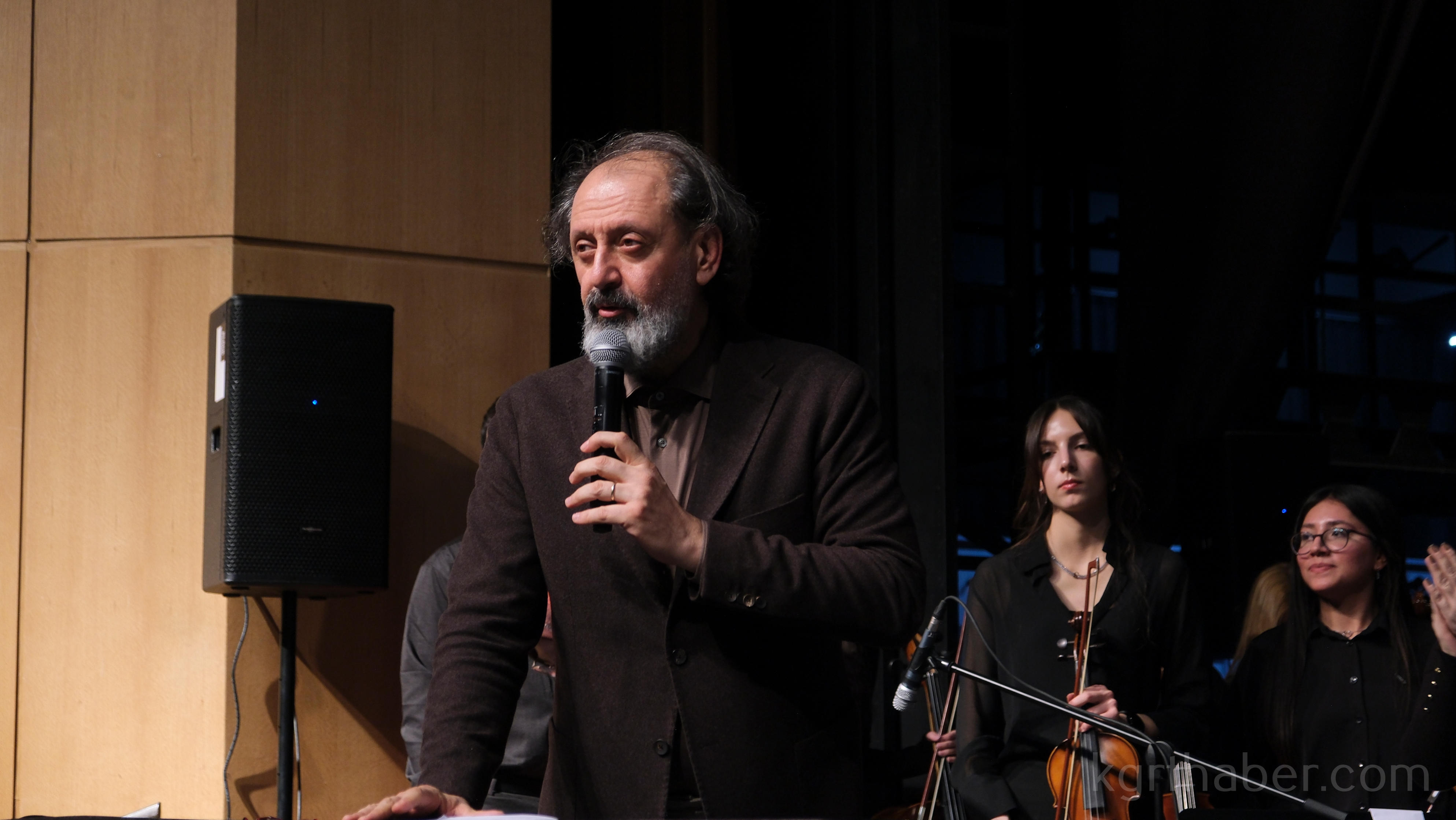 Yucel Arzen Haciogullari Ve Ogrencilerden Buyuk Begeni Toplayan Performans9