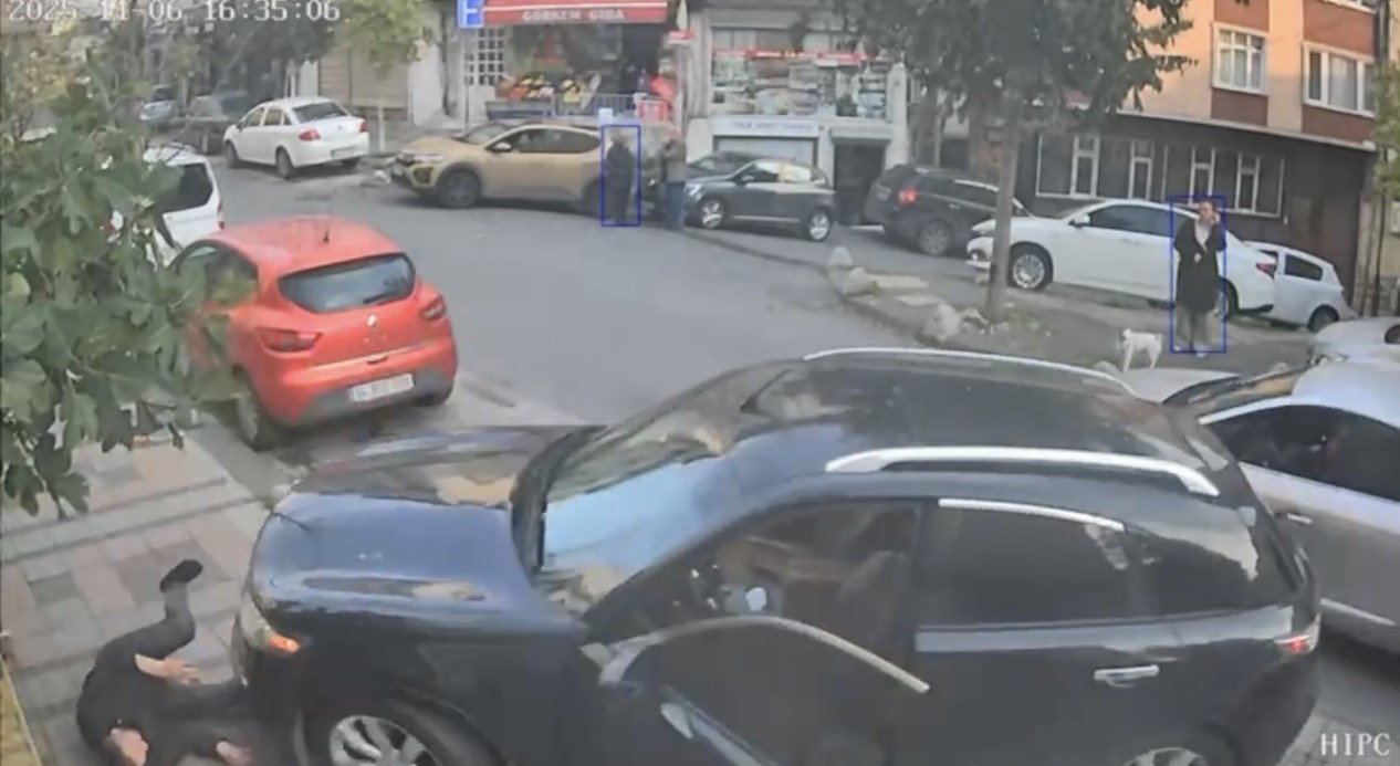 Aractan Dustu Kendi Otomobili Carpti1