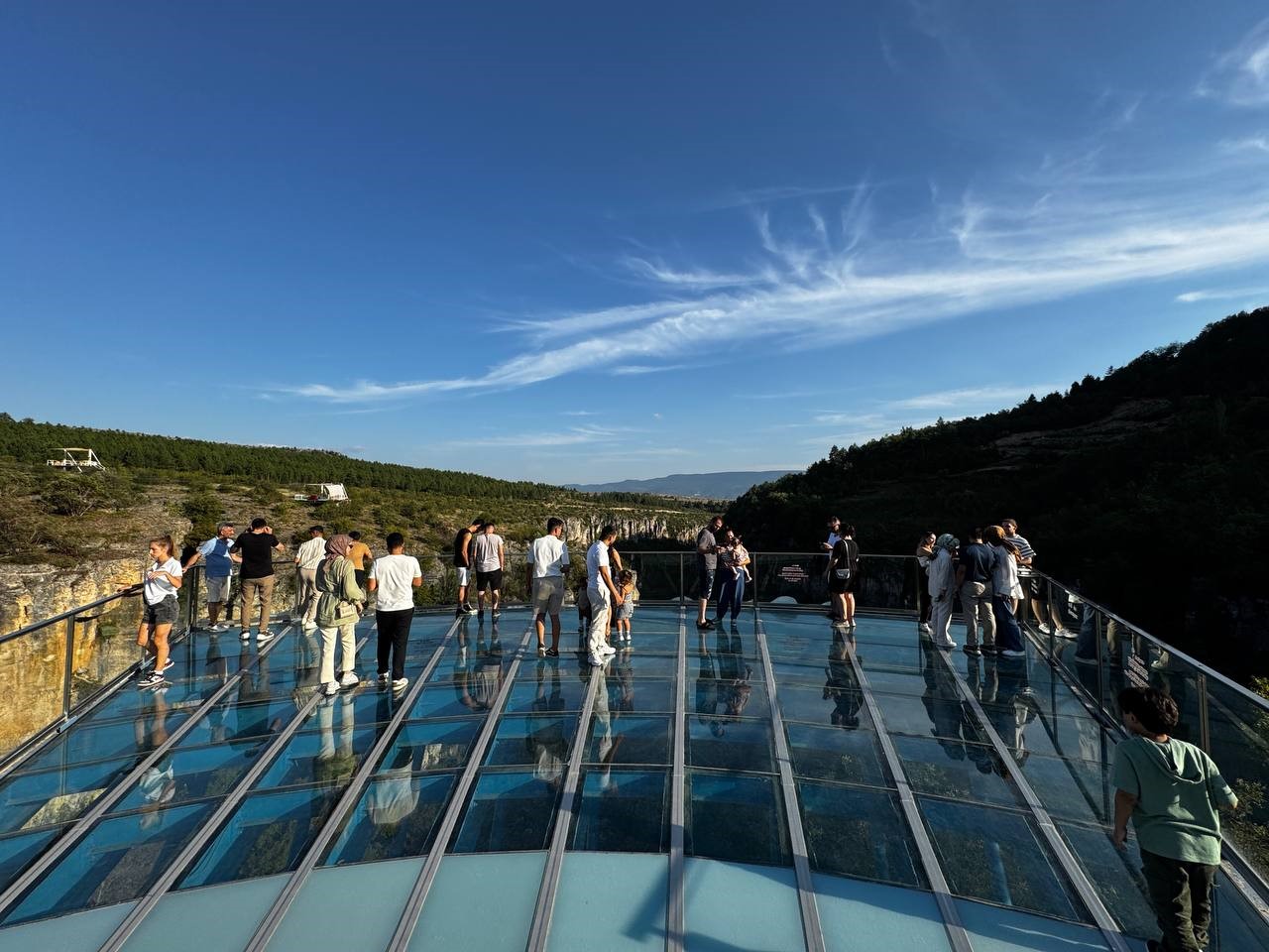 Bir Seyir Terasimiz Bile Yok1