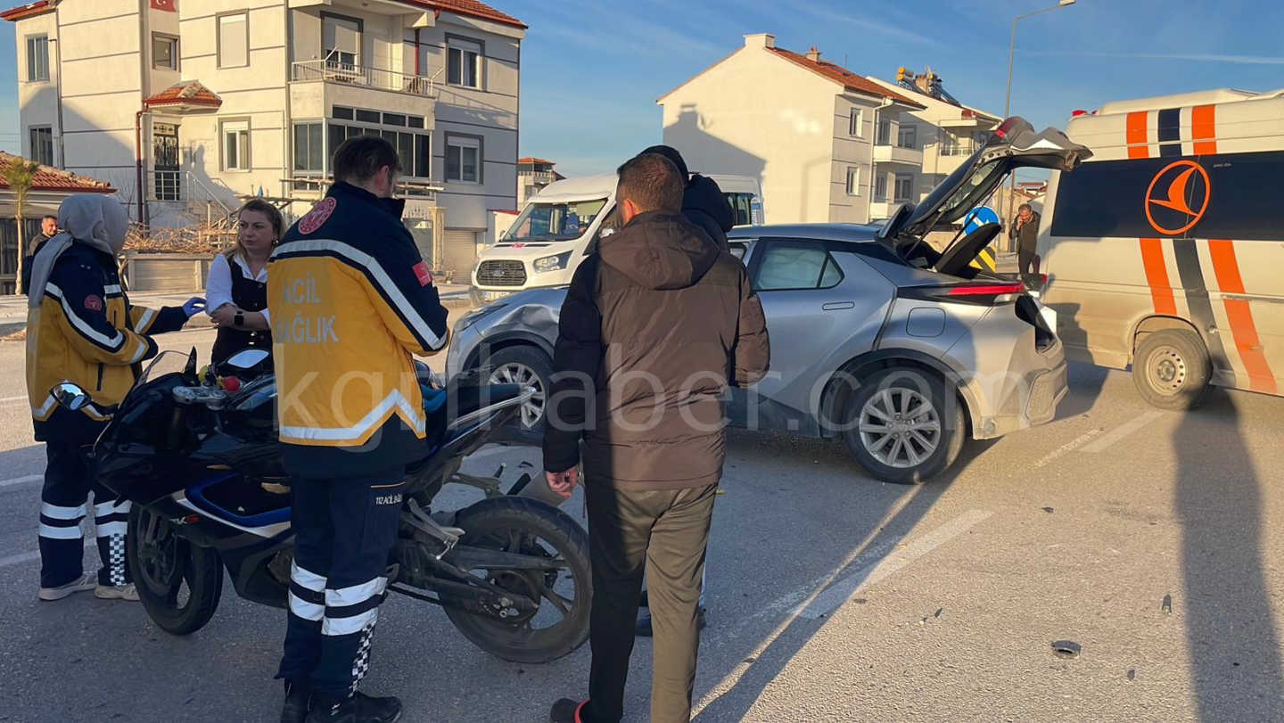 Ciple Motosikletin Carpistigi Kaza Ani Kamerada 1 Yarali4