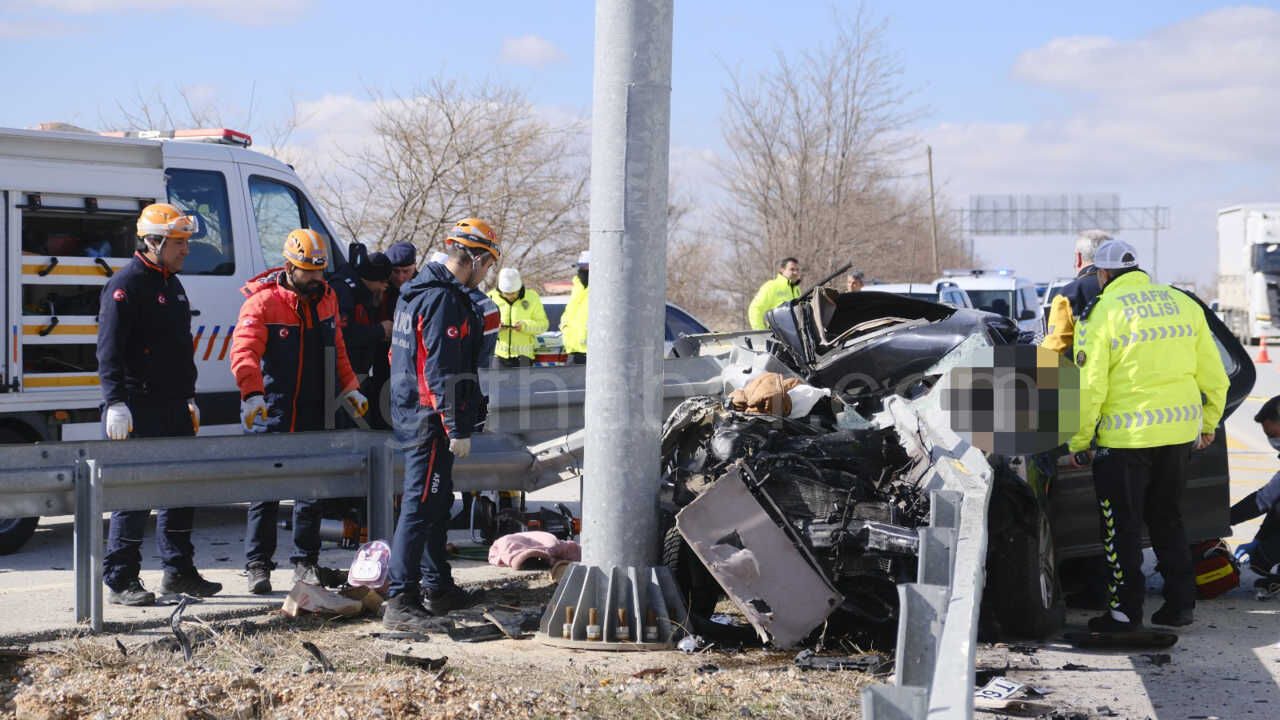 Feci Kazada Kari Koca Oldu 3 Yasindaki Kizlari Yaralandi12