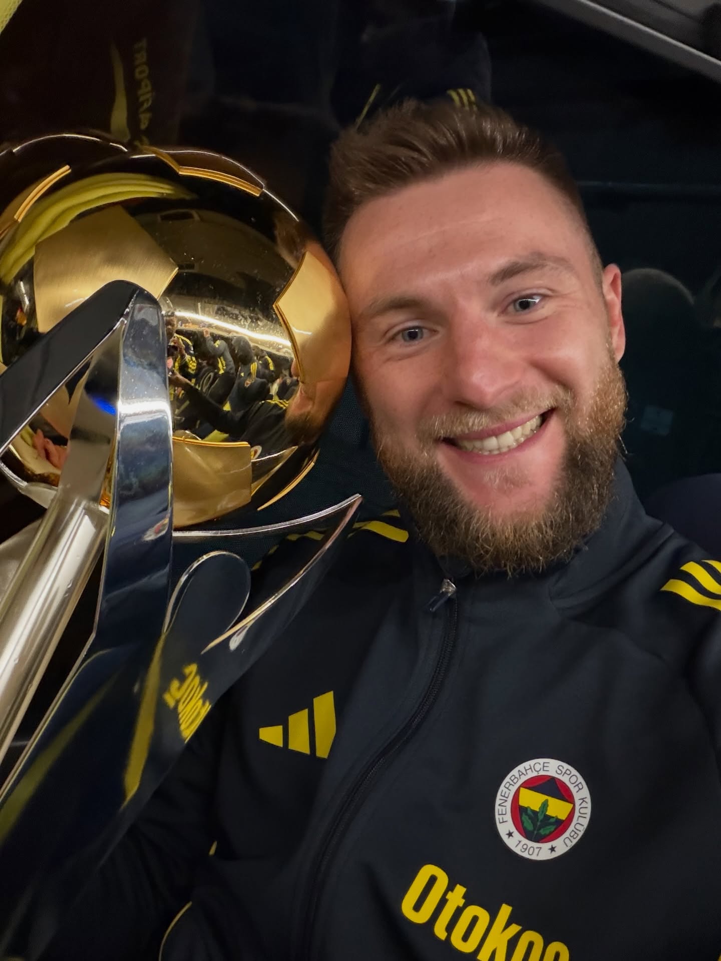 Fenerbahcede Milan Skriniar Soku (1)