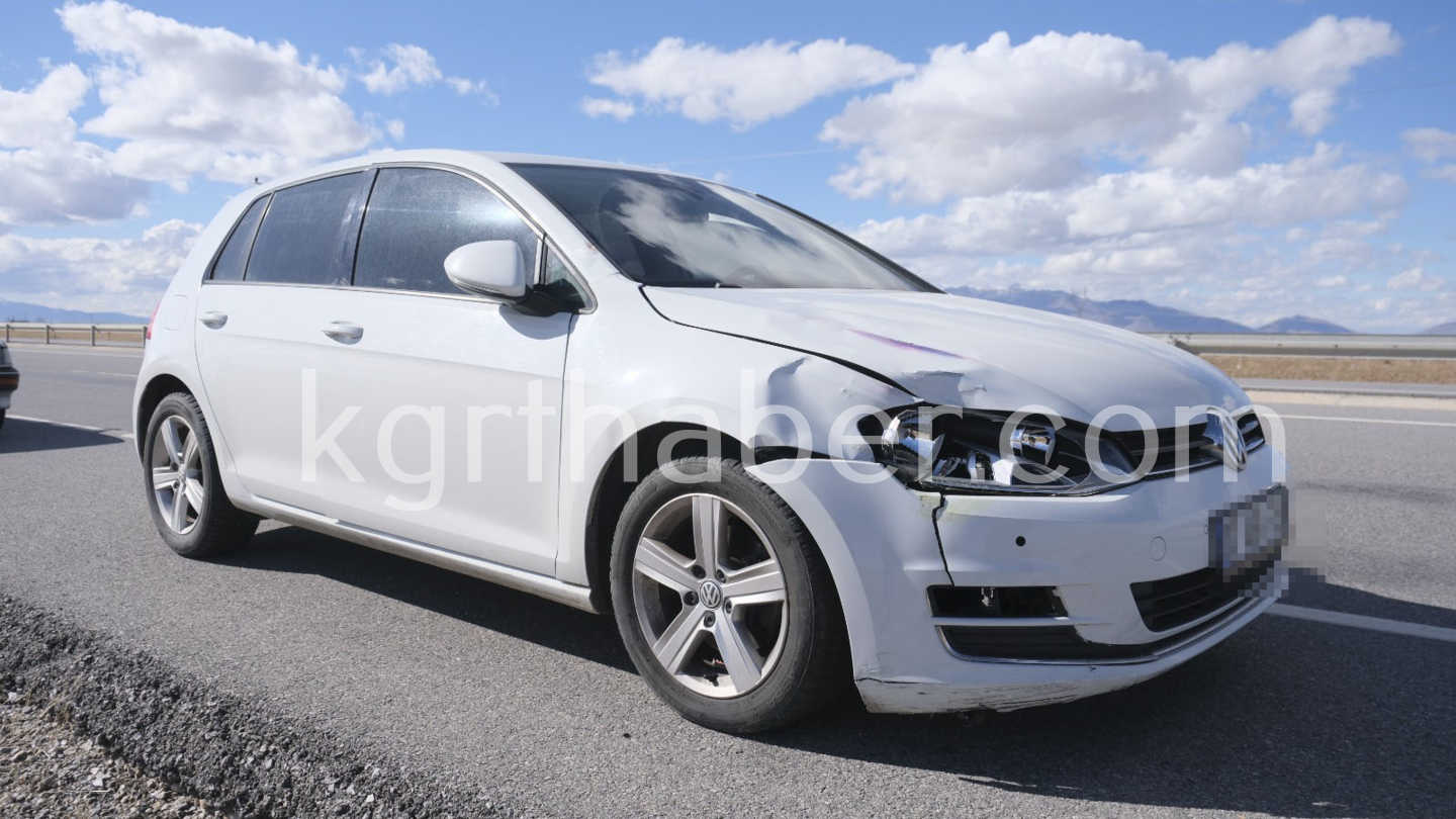 Gelincik Otu Toplarken Yola Cikan Yasli Kadina Otomobil Carpti 1 Olu (17)