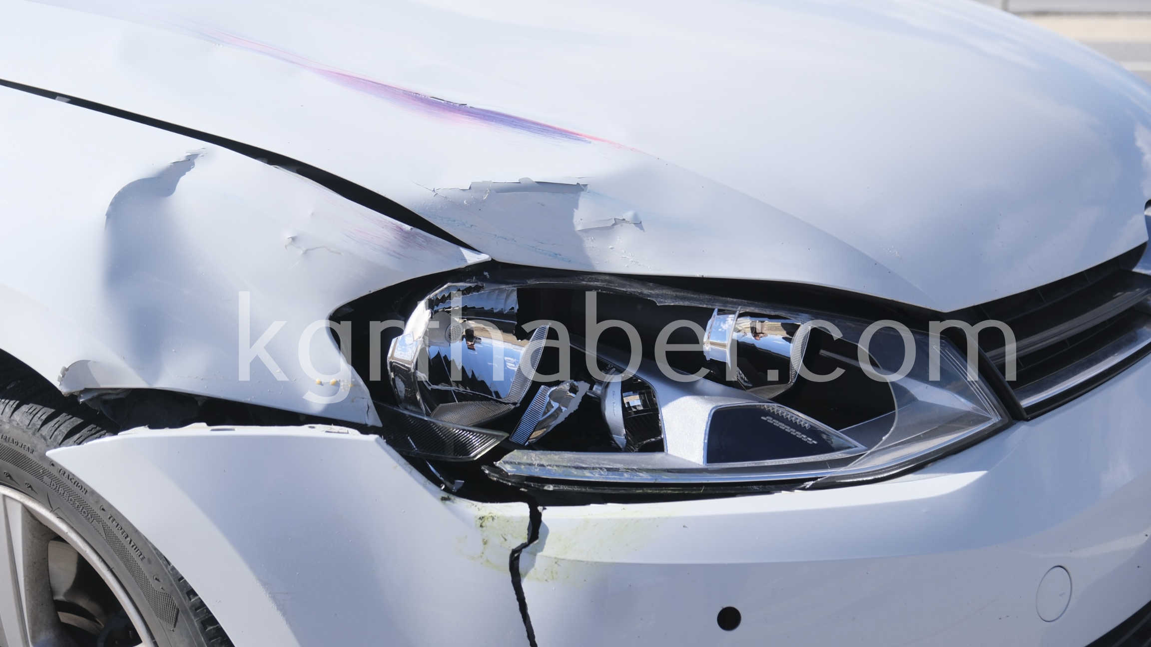 Gelincik Otu Toplarken Yola Cikan Yasli Kadina Otomobil Carpti 1 Olu (6)