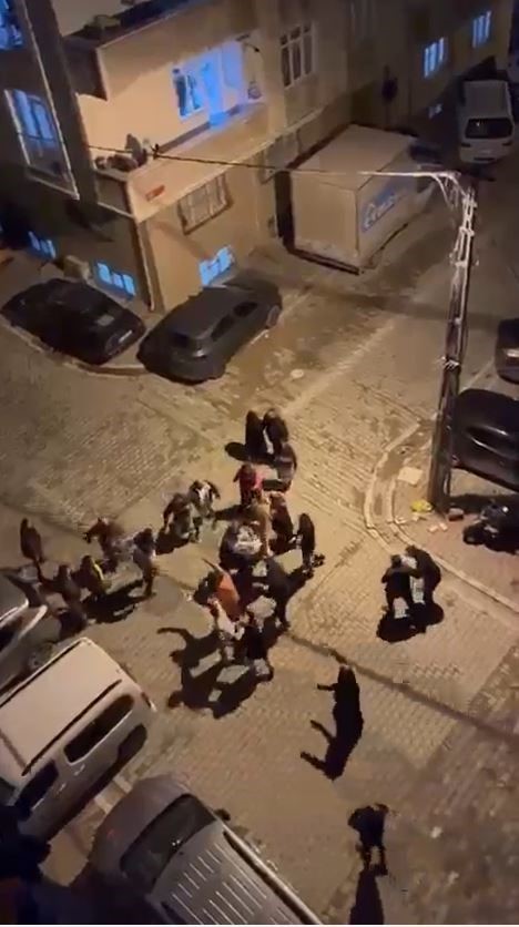 Gurultu Kavgasinda 10 Kisi Eve Saldirdi Hamile Kadin Darp Edildi