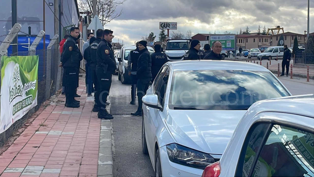 Karaman Adliyesi Yakinlarinda Hareketli Dakikalar0