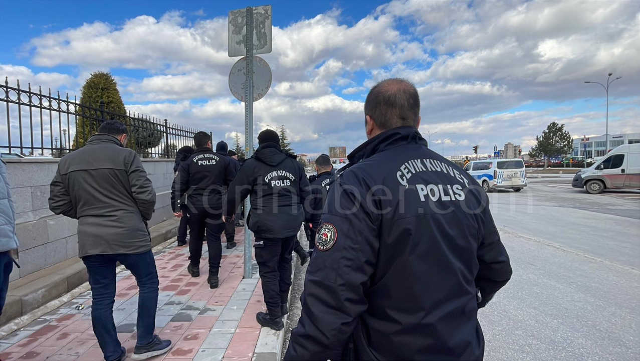 Karaman Adliyesi Yakinlarinda Hareketli Dakikalar1