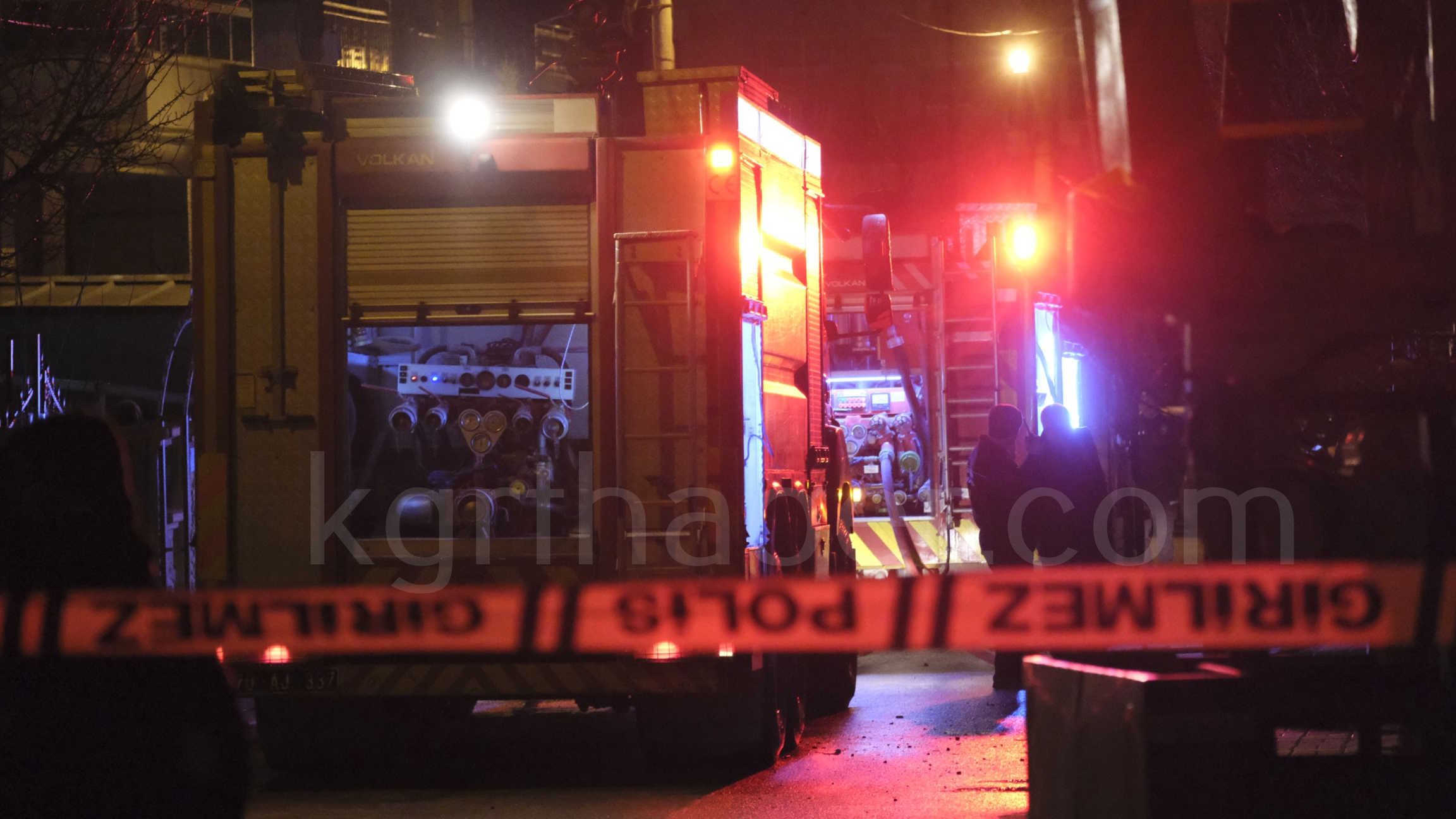 Karamanda Aksam Saatlerinde Korkutan Yangin2