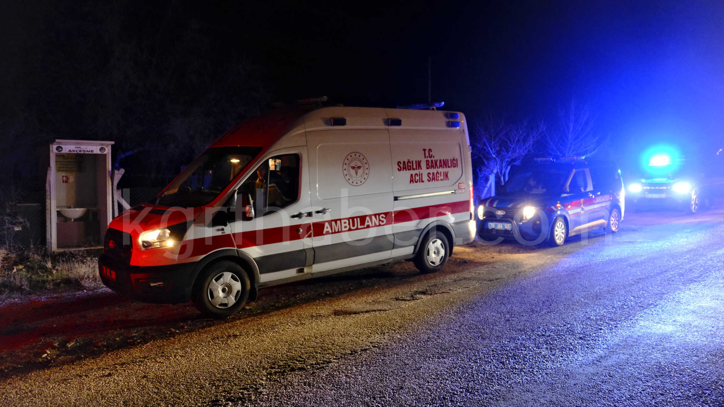 Karamanda Define Ararken Ip Koptu 25 Metrelik Sarnicta Mahsur Kaldilar7