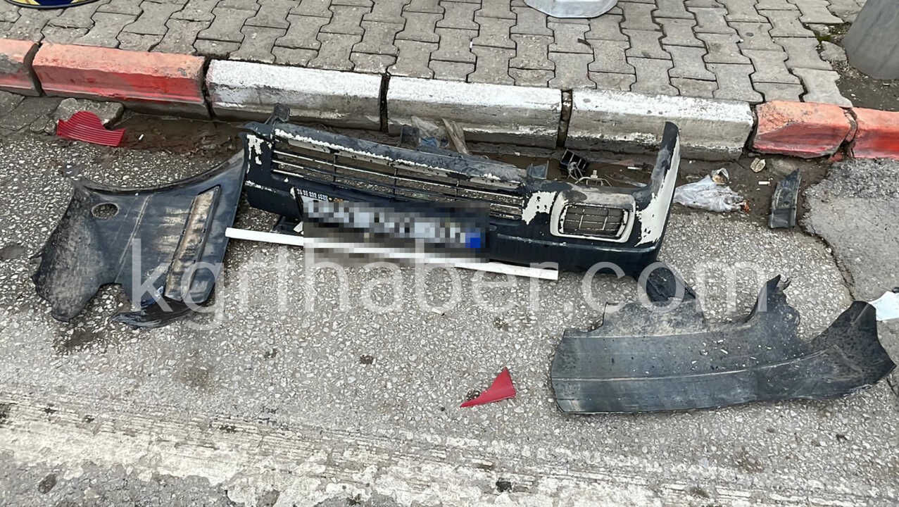 Karamanda Iki Otomobilin Carpistigi Kaza Kamerada 1 Yarali0