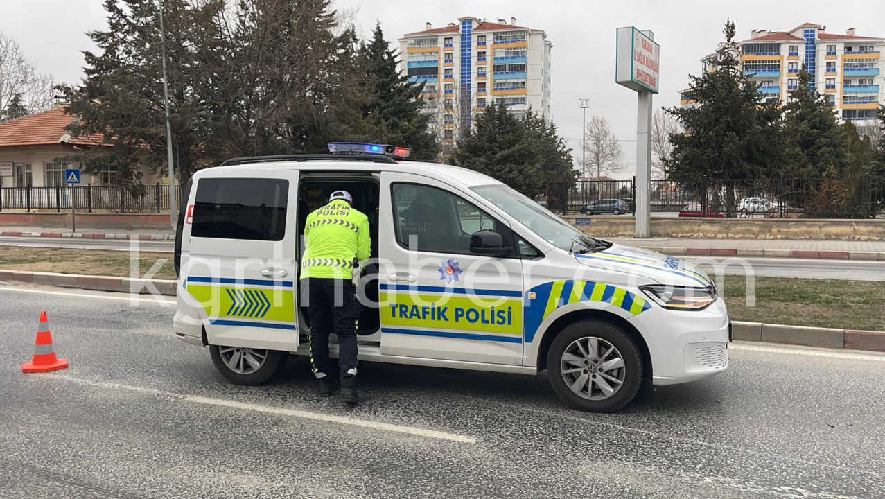 Karamanda Iki Otomobilin Carpistigi Kaza Kamerada 1 Yarali5