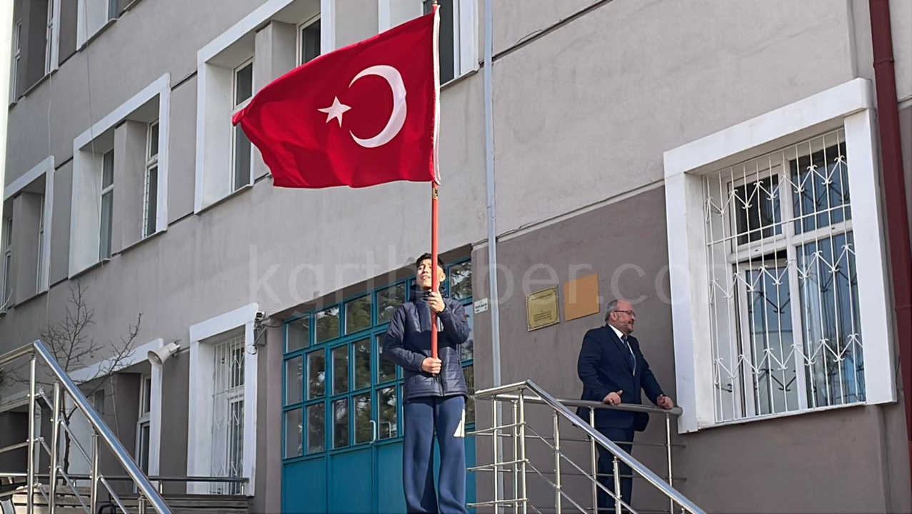 Karamanda Ikinci Donem Bayrak Sevgisi Dersiyle Basladi8
