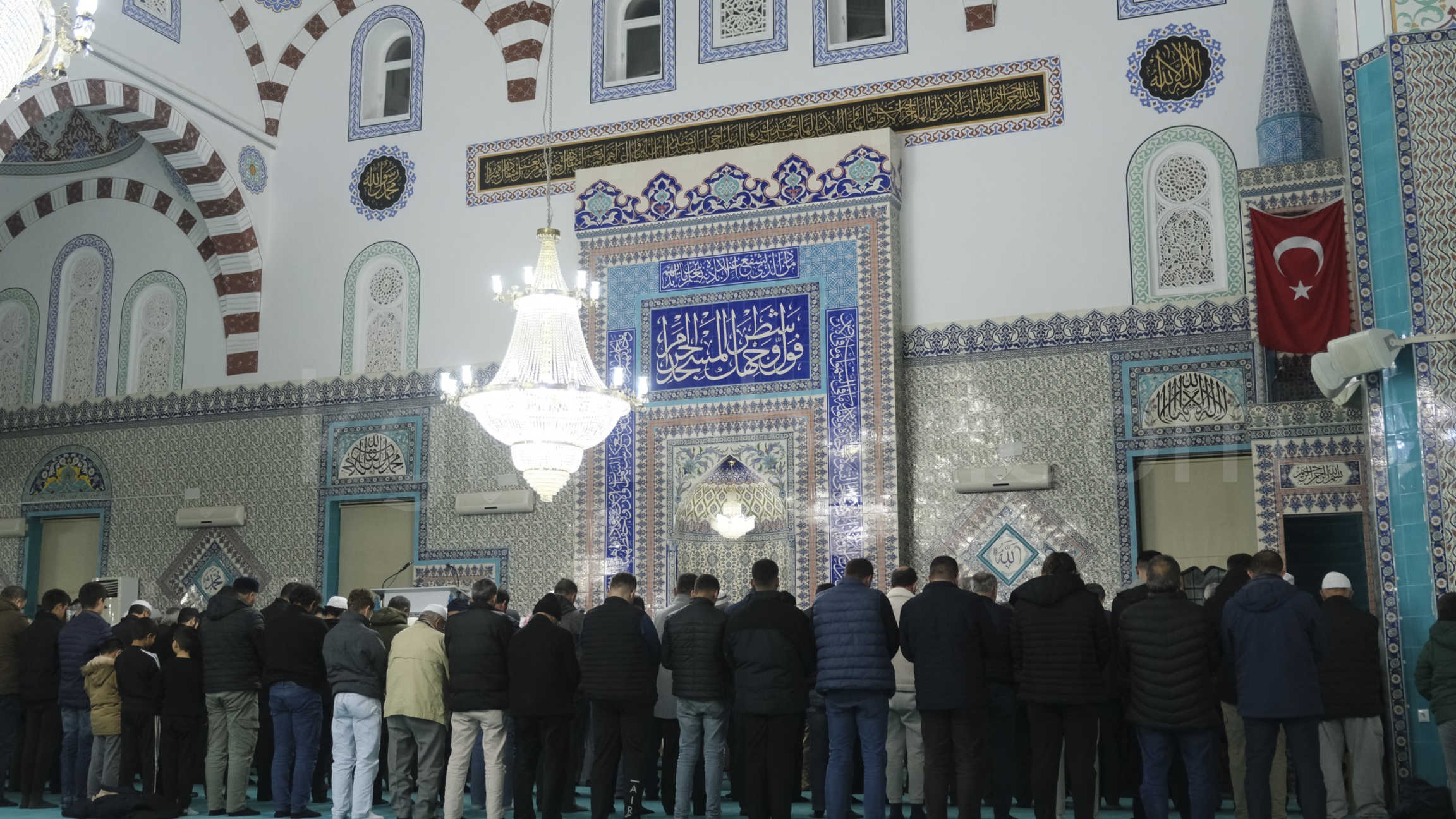 Karaman’da Ilk Teravih Namazında Camiler Doldu Taştı3