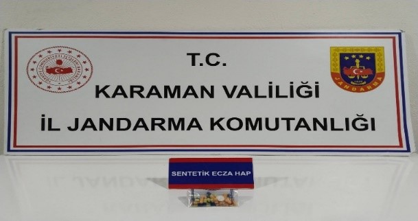 Karamanda Jandarma Uyusturucu Ve Kazi Malzemeleri Yakaladi (6)