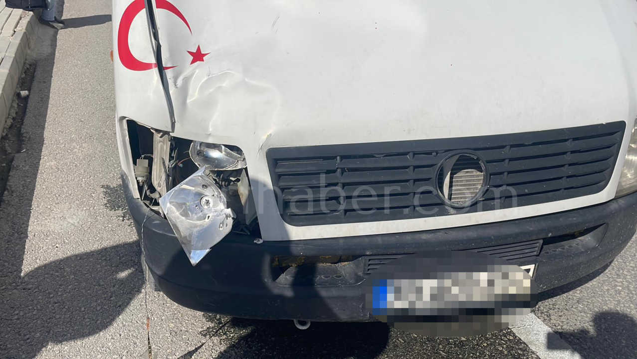 Karamanda Minibus Yayaya Carpti 1 Kisi Agir Yarali1-1