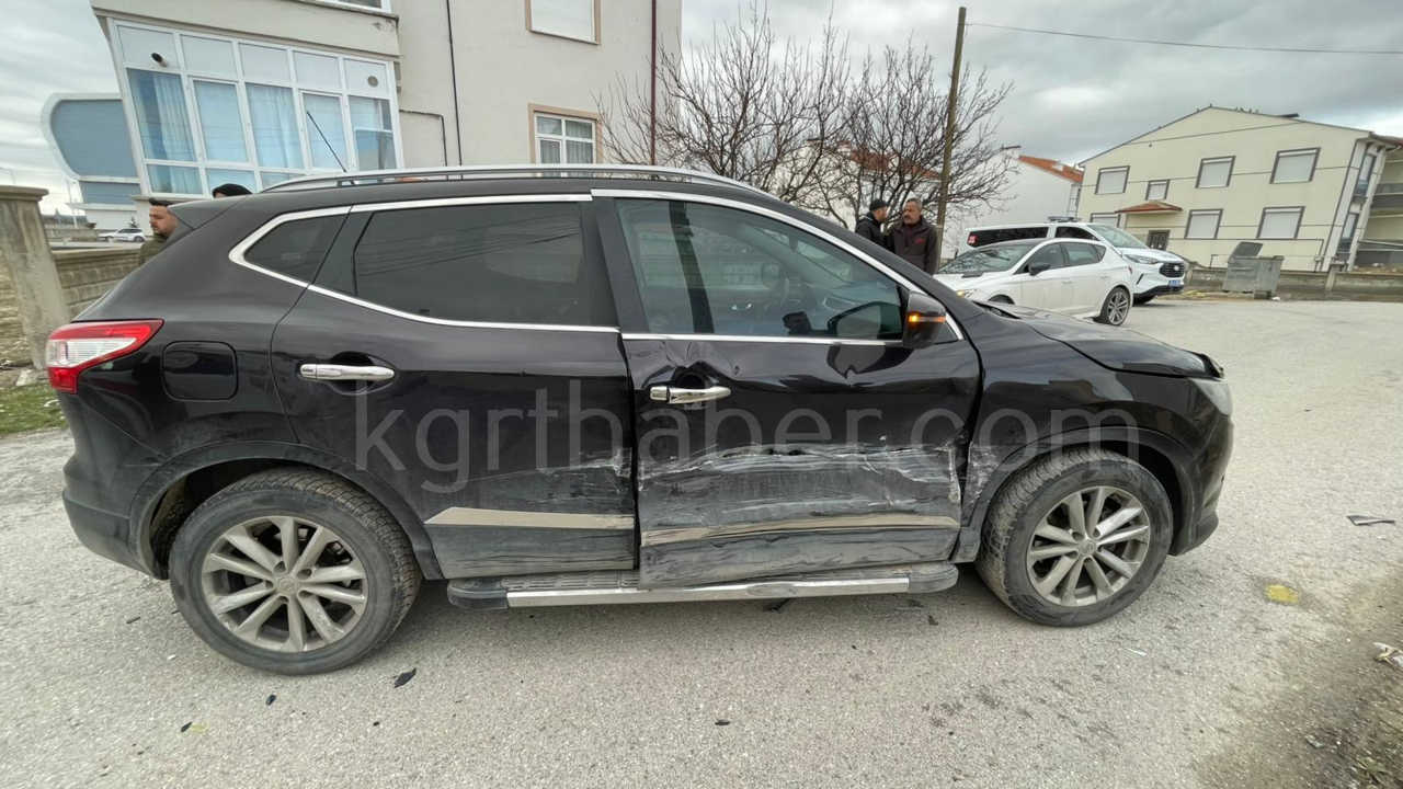 Karamanda Otomobil Ile Cip Carpisti 1 Yarali5