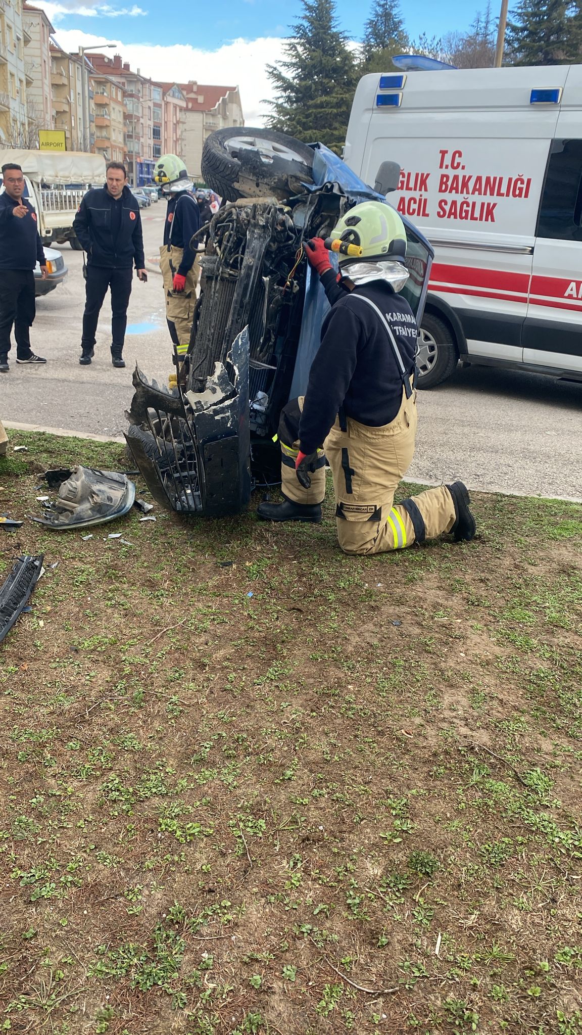 Karamanda Son Dakika Otomobil Takla Atti (3)