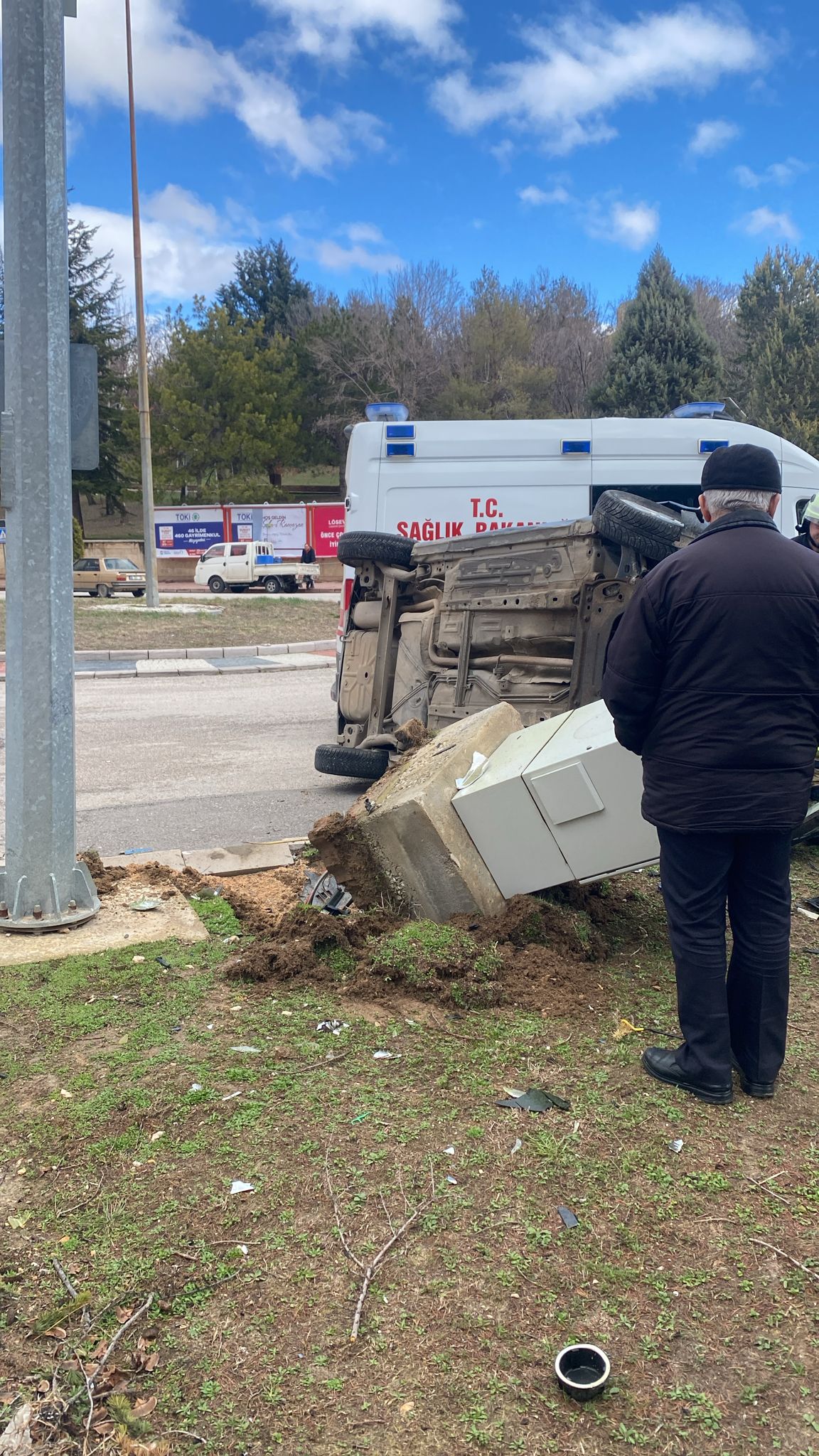 Karamanda Son Dakika Otomobil Takla Atti (4)