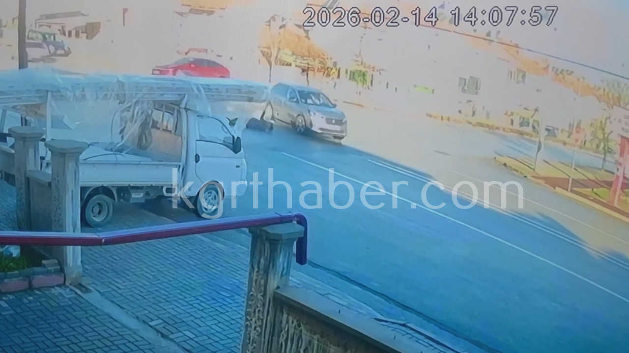 Karamanda Suv Aracin Yayaya Carptigi Kaza Ani Kamerada 1 Yarali2