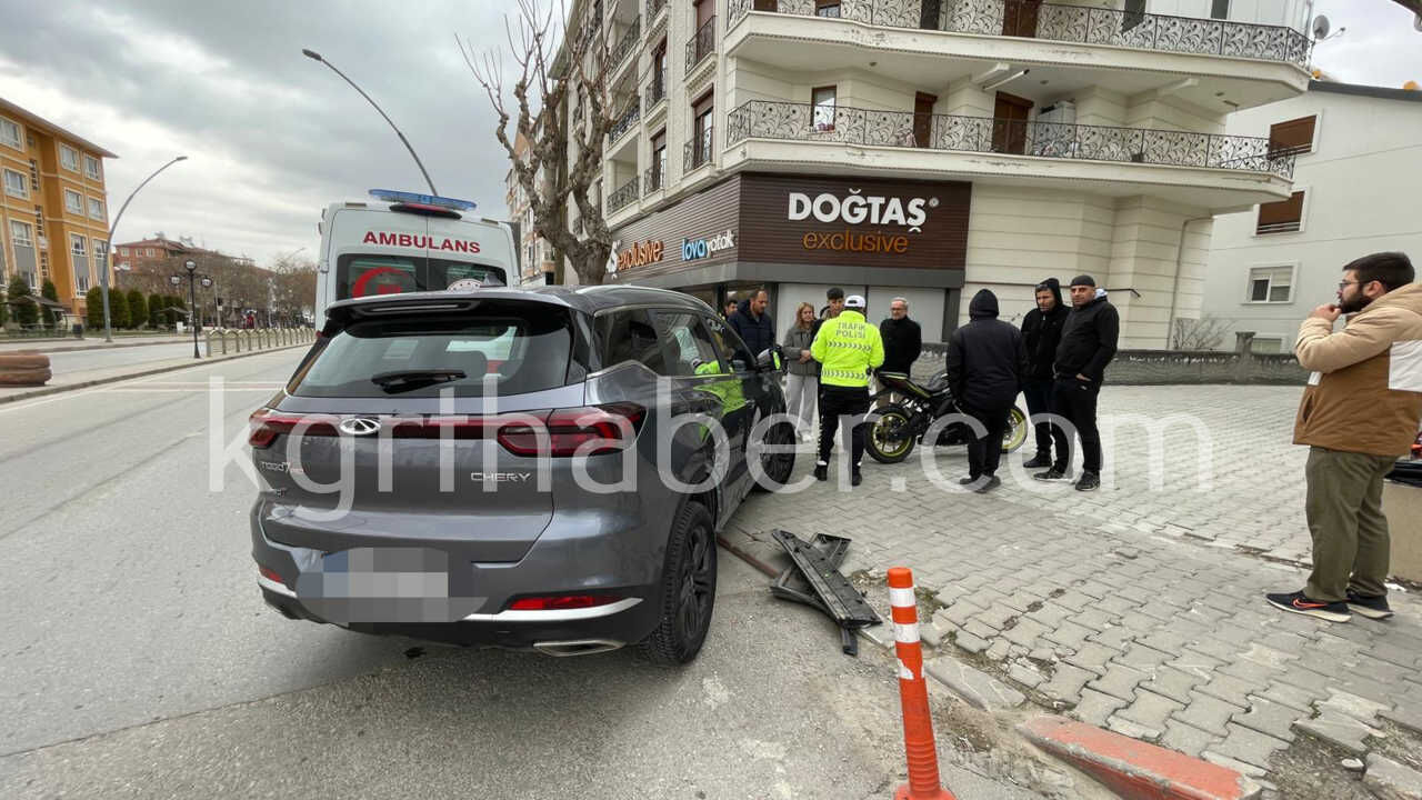 Karamanda Suv Aracla Motosiklet Carpisti 1 Yarali4