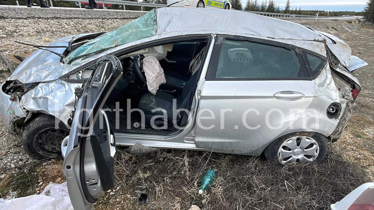 Karaman'da Takla Atan Aracın Sürücüsü Ölümden Döndü 1 Yaralı10