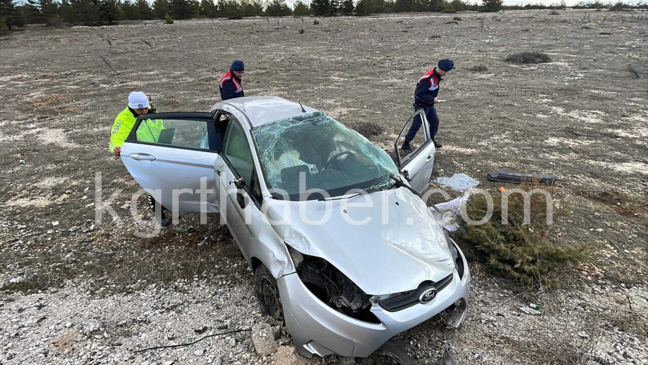 Karaman'da Takla Atan Aracın Sürücüsü Ölümden Döndü 1 Yaralı9