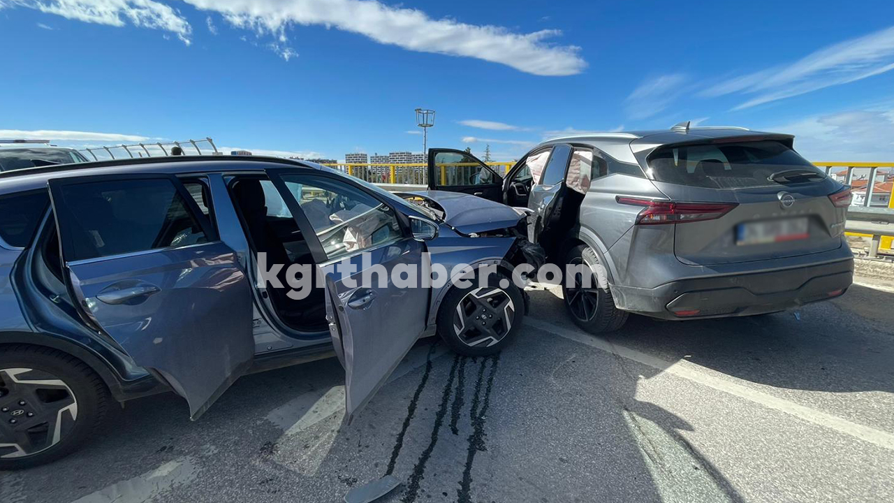 Karamanda Ust Gecitte Kaza 7 Yarali (3)