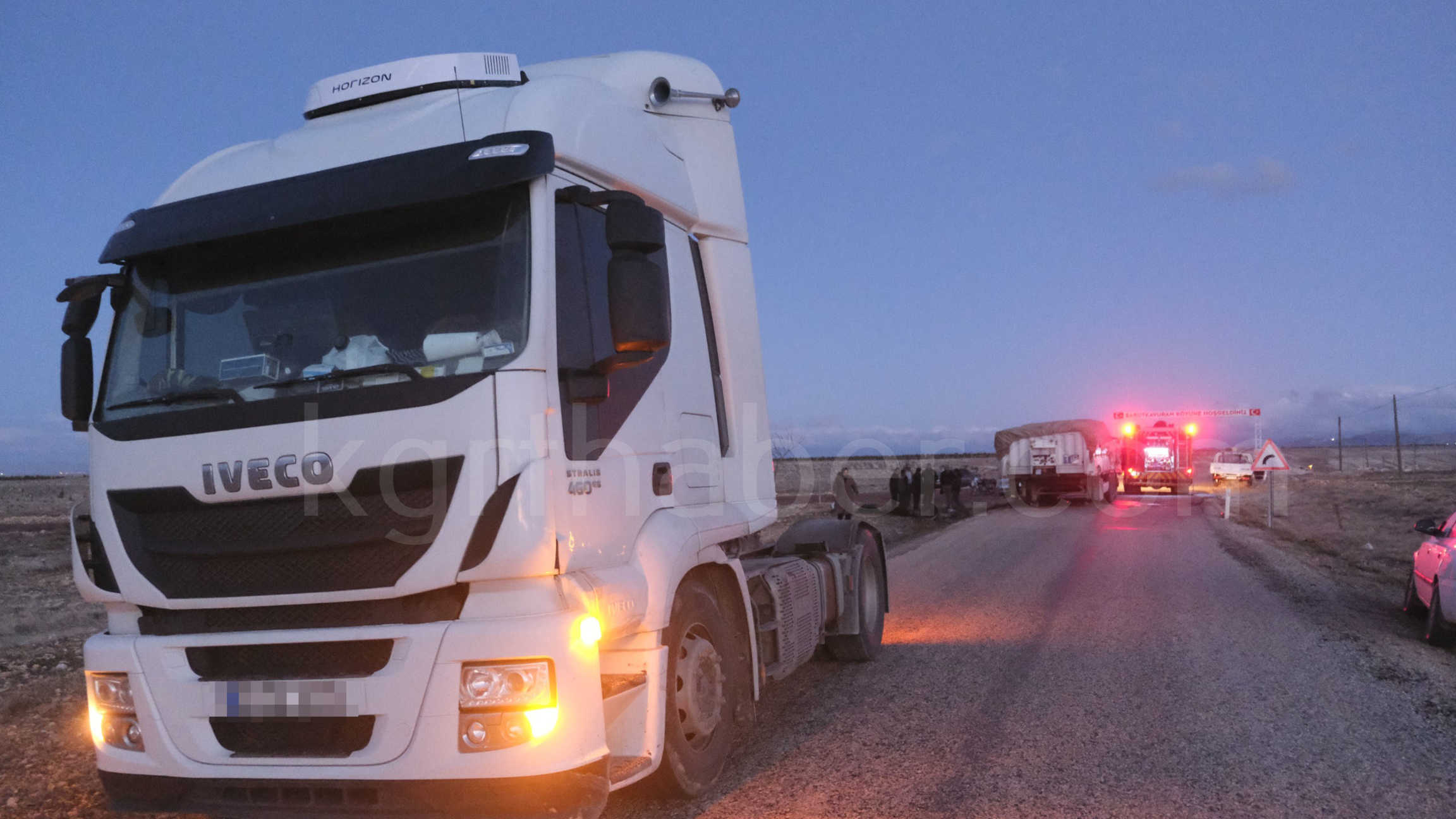 Karamanda Yanan Tiri Koyluler Su Bidonlariyla Sondurdu10