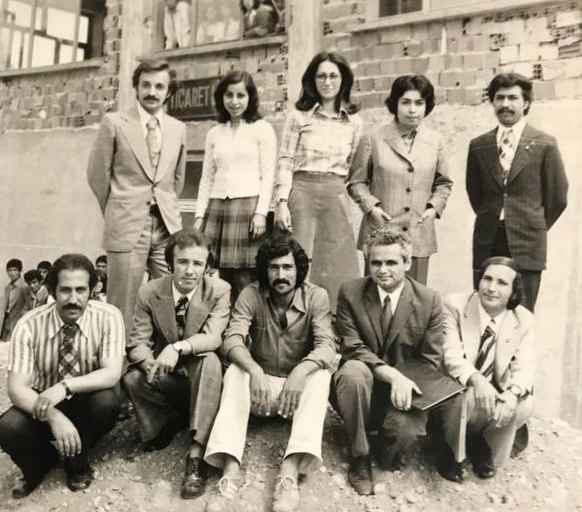 Karamanin Jale Ogretmeni Ve Devramberli Oyku (2)