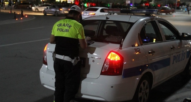 Karayollari Trafik Kanunu Kabul Edildi Cezalar Uctu Araclar Baglanacak (1)