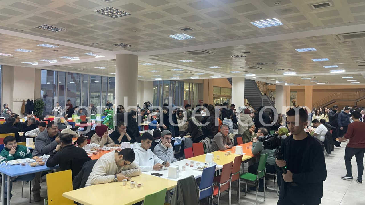 Kmude Iftar Programina Yogun Katilim2