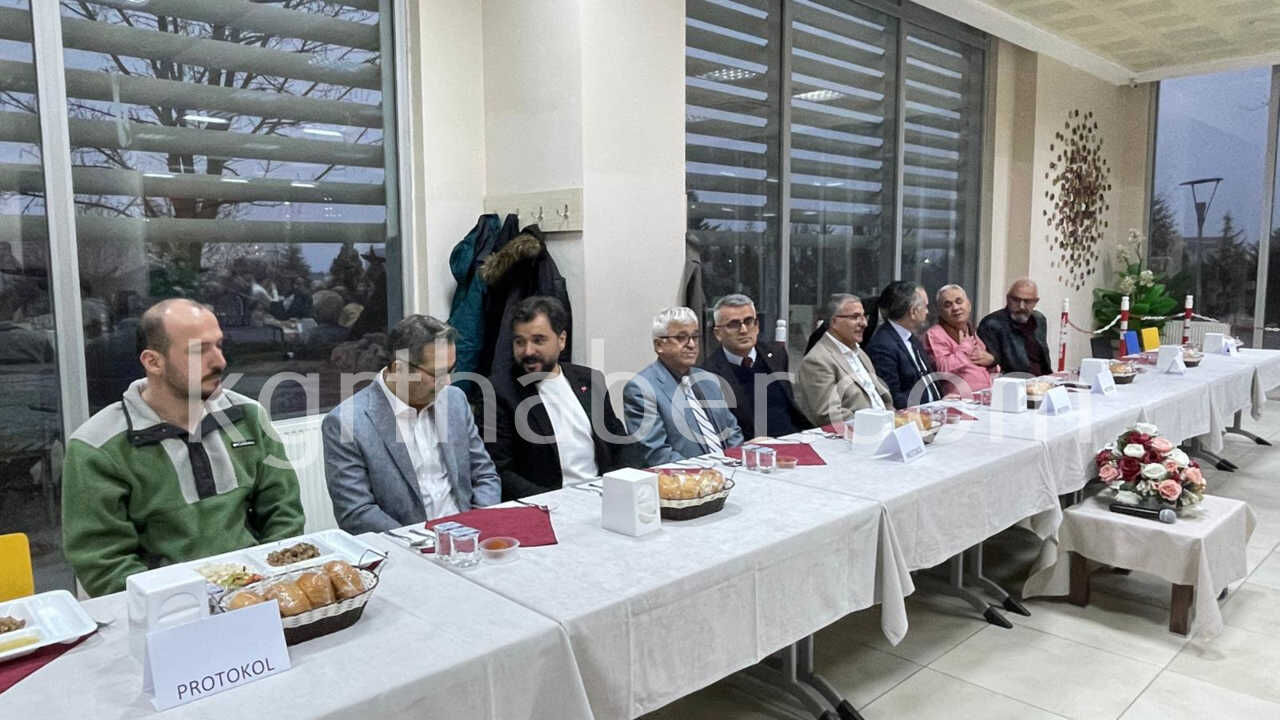 Kmude Iftar Programina Yogun Katilim4