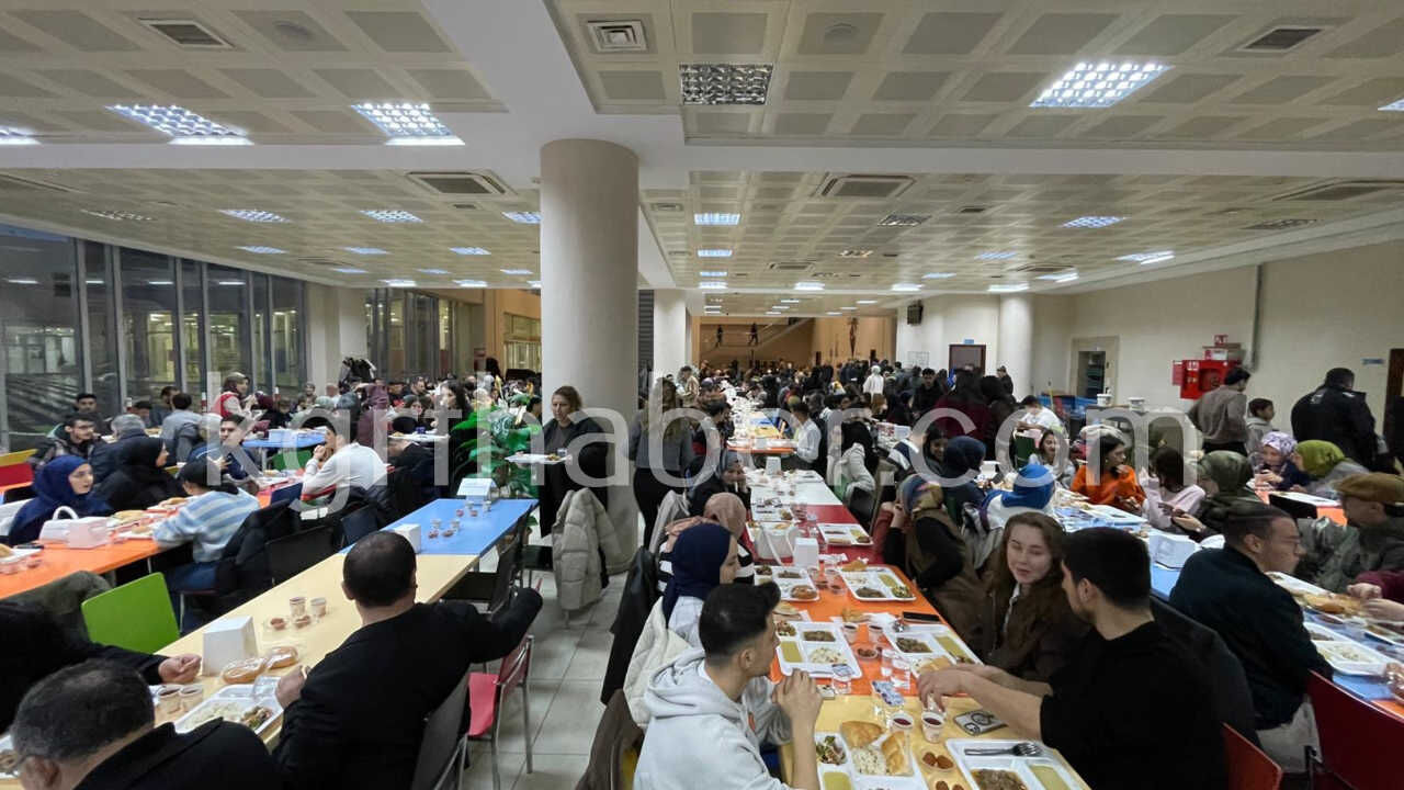 Kmude Iftar Programina Yogun Katilim7