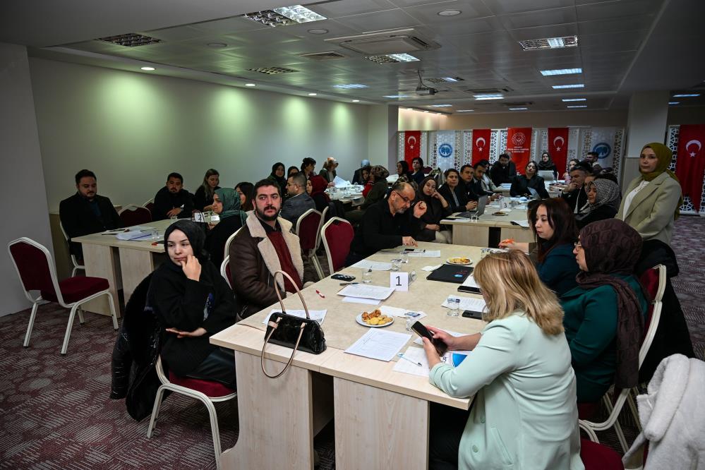 Kmude Kadina Yonelik Siddetle Mucadele Ele Alindi (2)