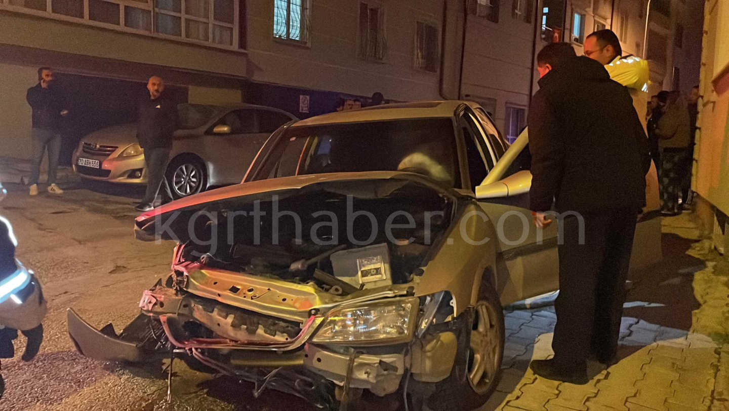 Mahalleyi Ayaga Kaldiran Kazada 3 Kisi Yaralandi O Anlar Kamerada12