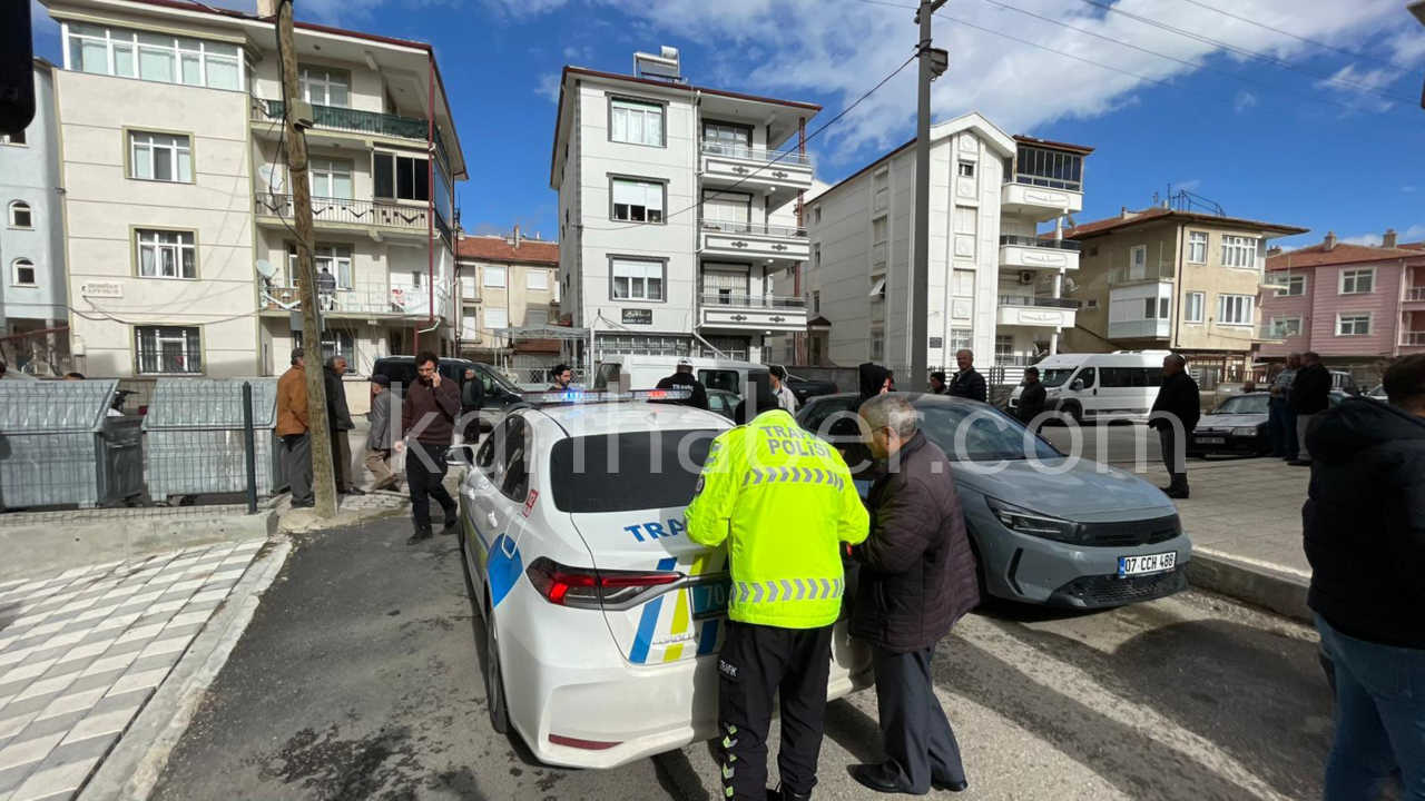 Polisi Gorunce Kacan 14 Yasindaki Cocuk Surucu Kaza Yapti0