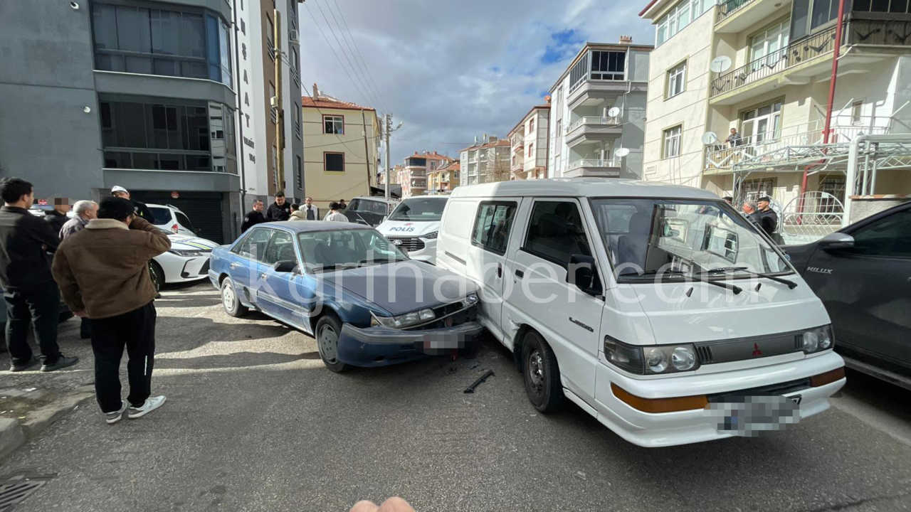 Polisi Gorunce Kacan 14 Yasindaki Cocuk Surucu Kaza Yapti7