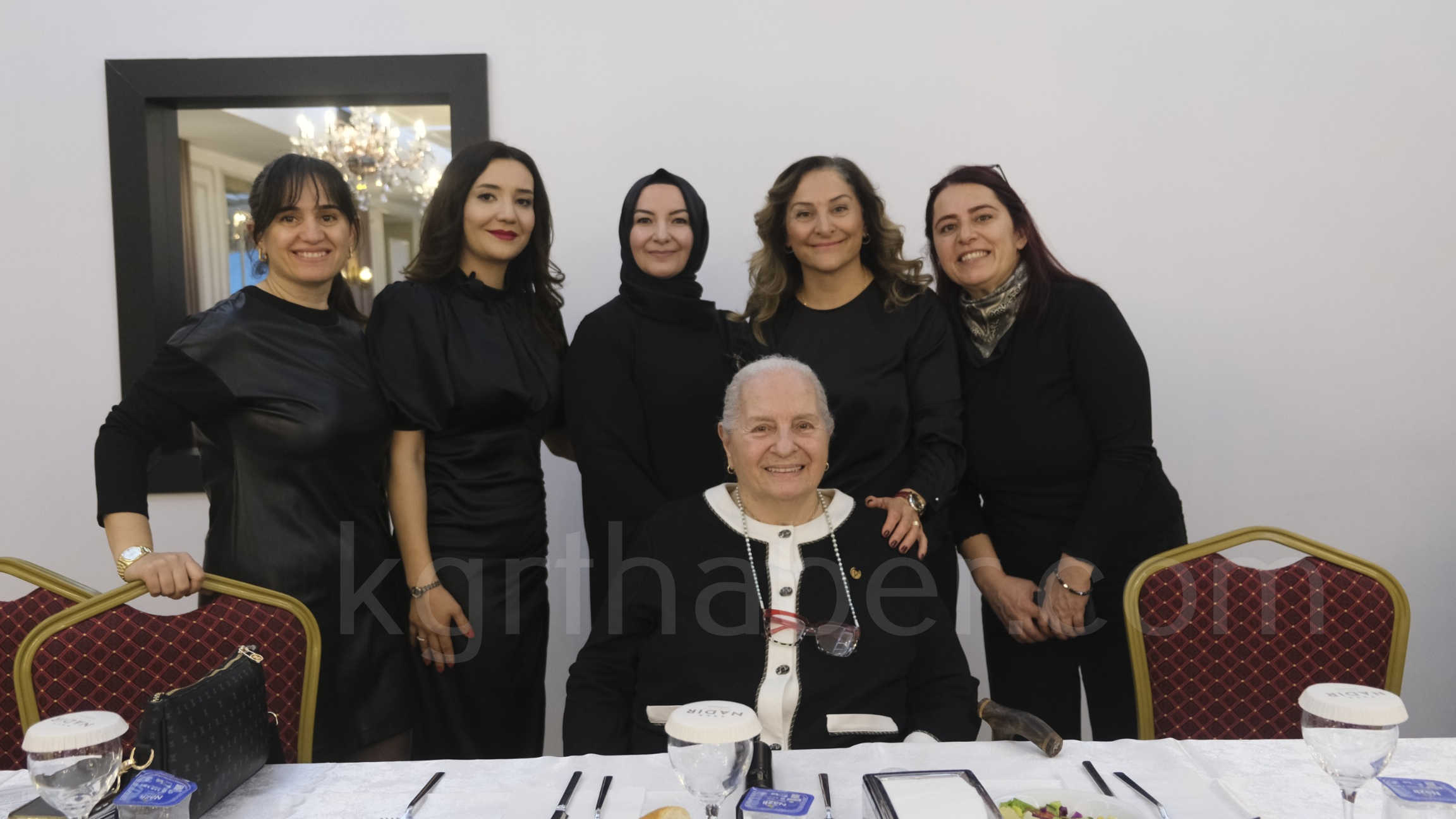 Timsal Karabekir Karamanda Kitap Okurlariyla Bulustu1