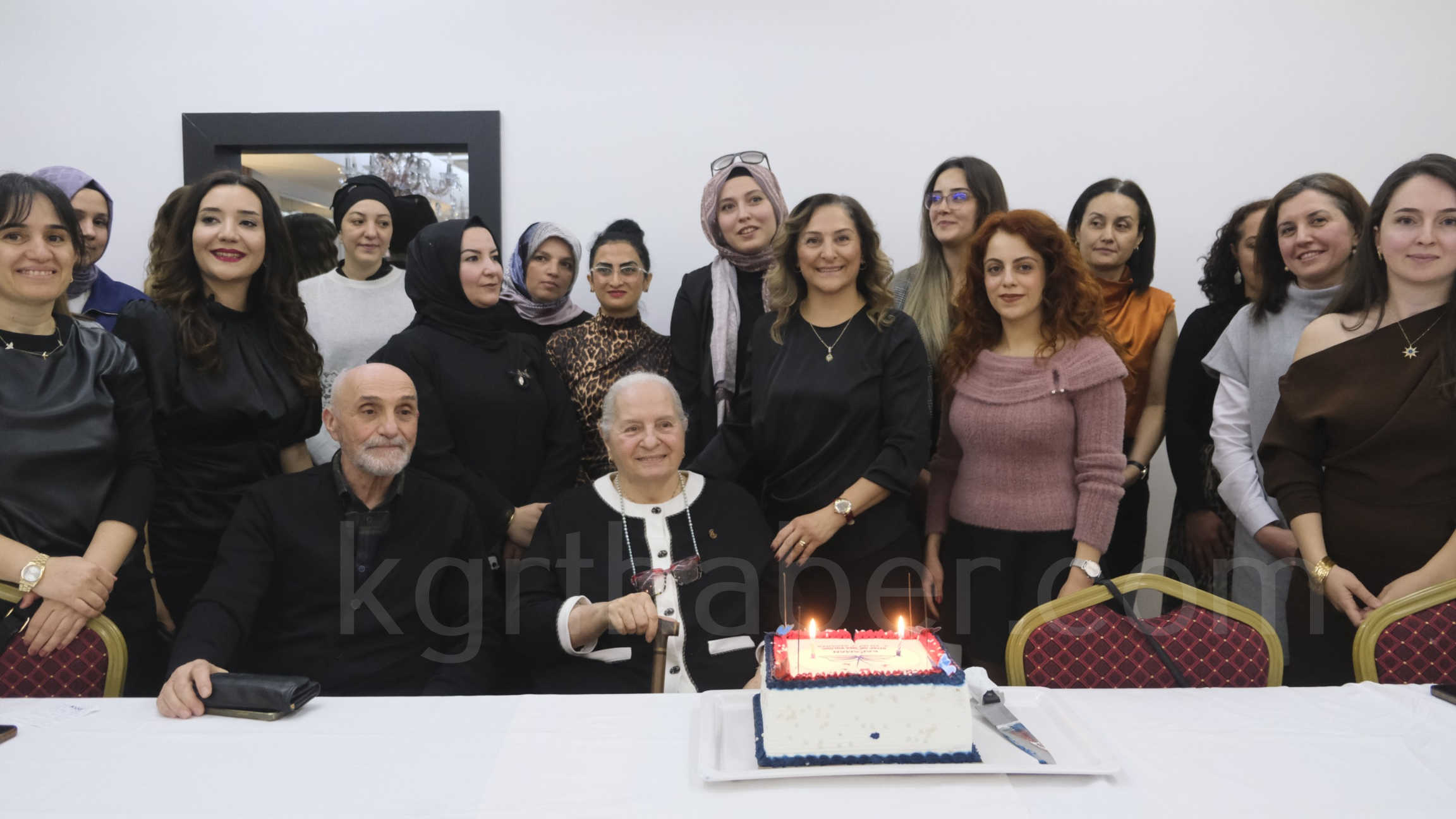 Timsal Karabekir Karamanda Kitap Okurlariyla Bulustu2