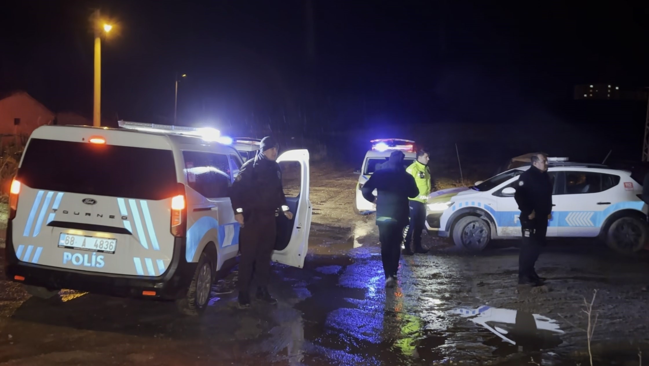 Trafikte Onune Gecti Diye 2 Kisiyi Oldurdu (6)