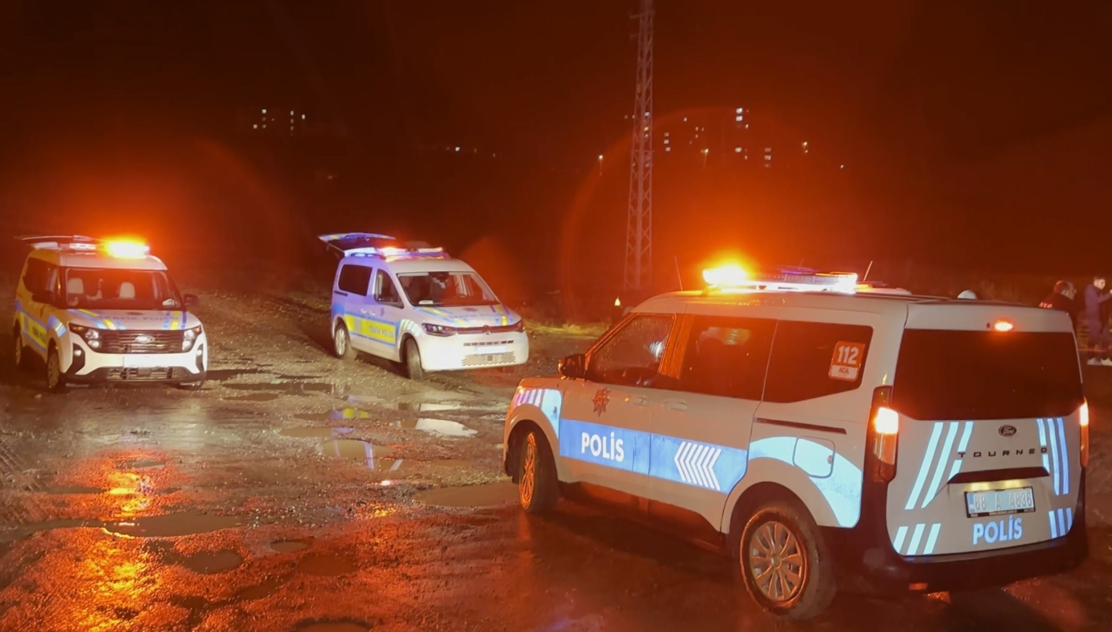 Trafikte Onune Gecti Diye 2 Kisiyi Oldurdu (7)