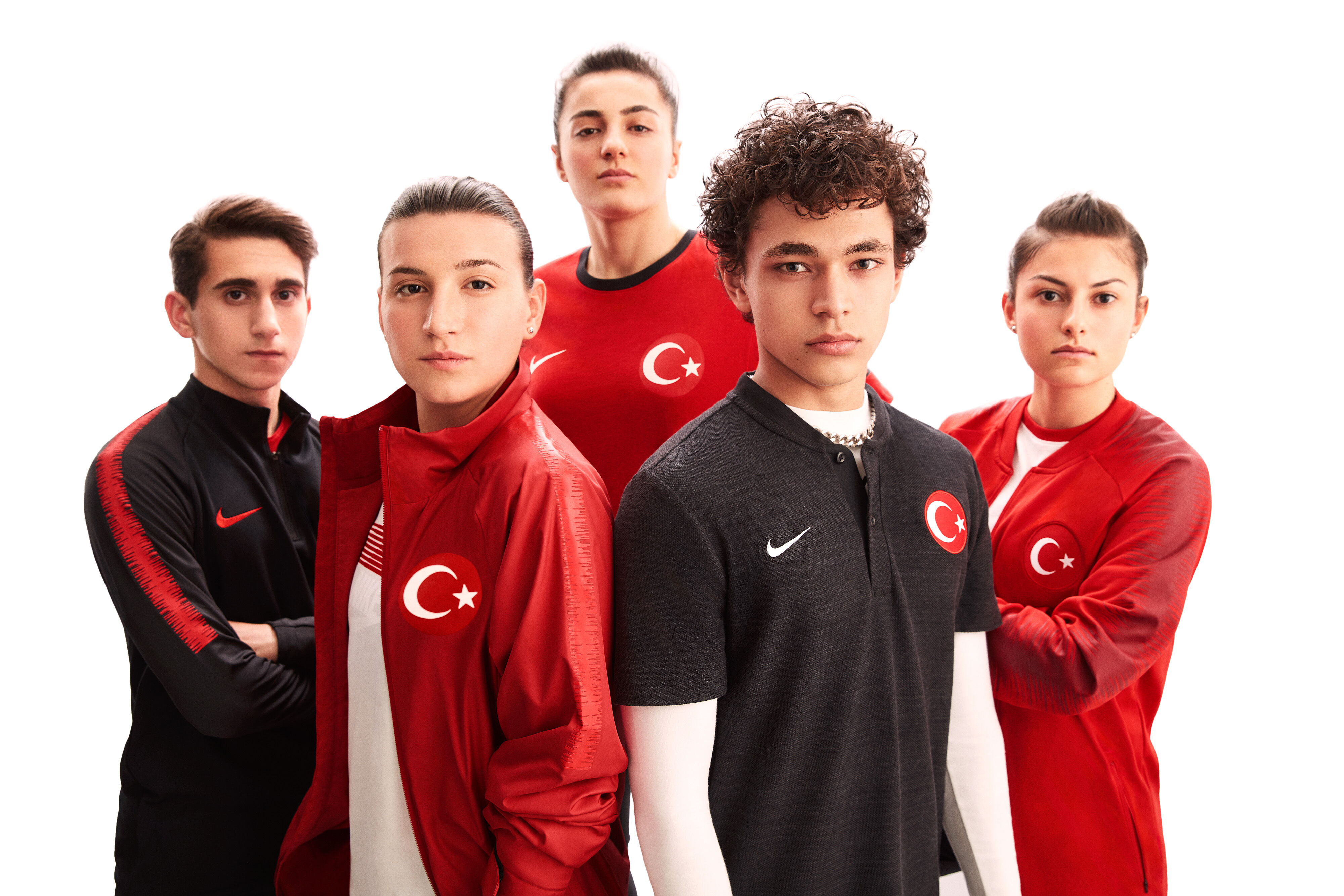 A Milli Takimin Yeni Formasi Tanitildi (2)