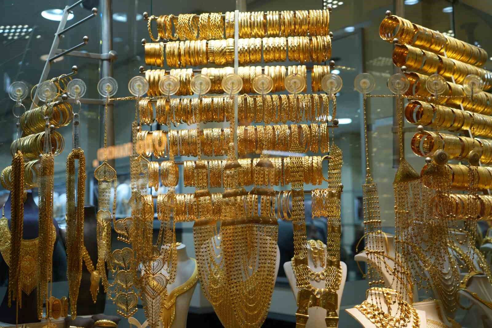 Altinda Tarihi Sicrama Bir Gunde 650 Tl Firladi (1)